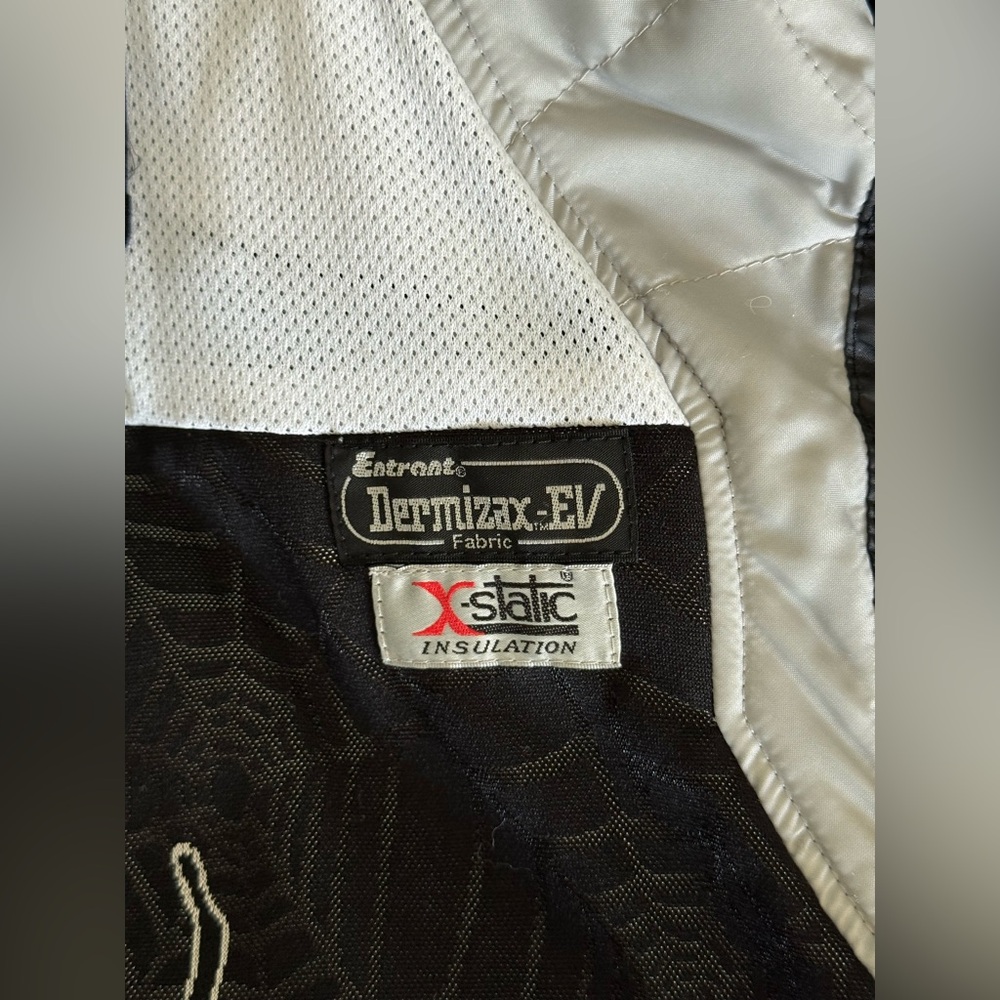 Spyder Entrant Dermizax-EV X-Static Insulation Black Snowboard Vest Size Large - Picture 11 of 12